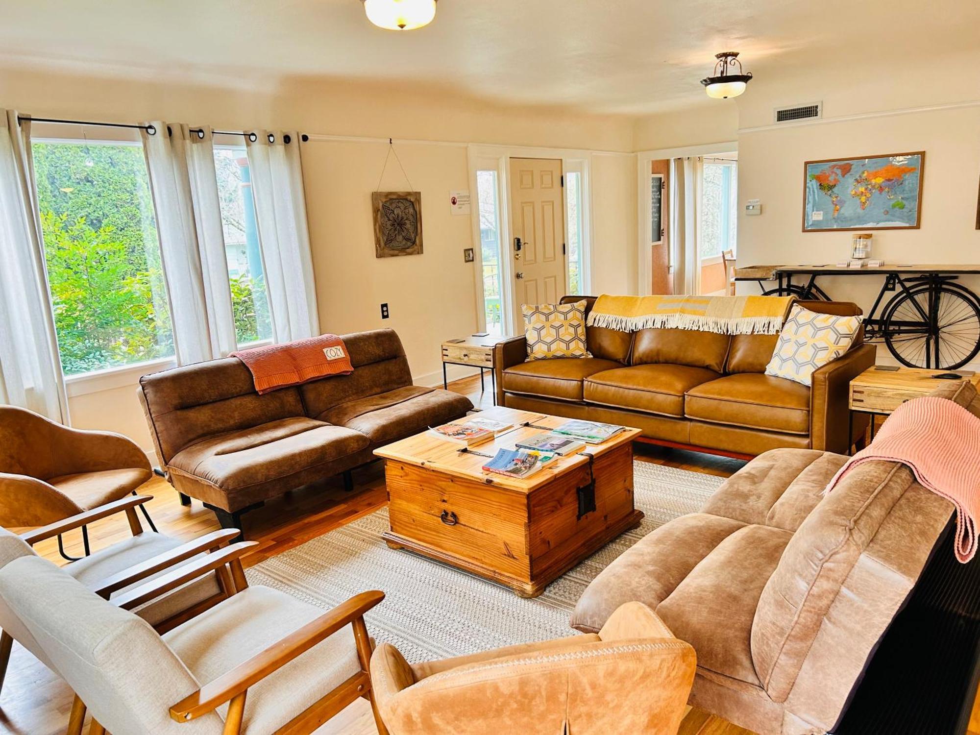 Riverpath Inn Γιουτζίν Εξωτερικό φωτογραφία