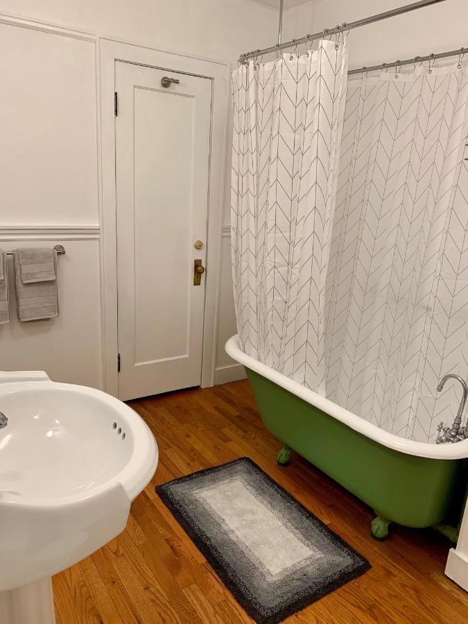 Riverpath Inn Γιουτζίν Εξωτερικό φωτογραφία