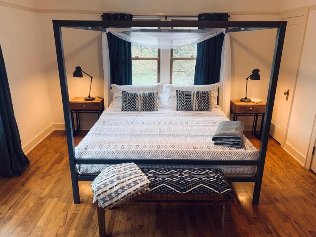 Riverpath Inn Γιουτζίν Εξωτερικό φωτογραφία