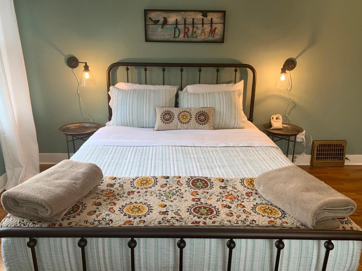 Riverpath Inn Γιουτζίν Εξωτερικό φωτογραφία